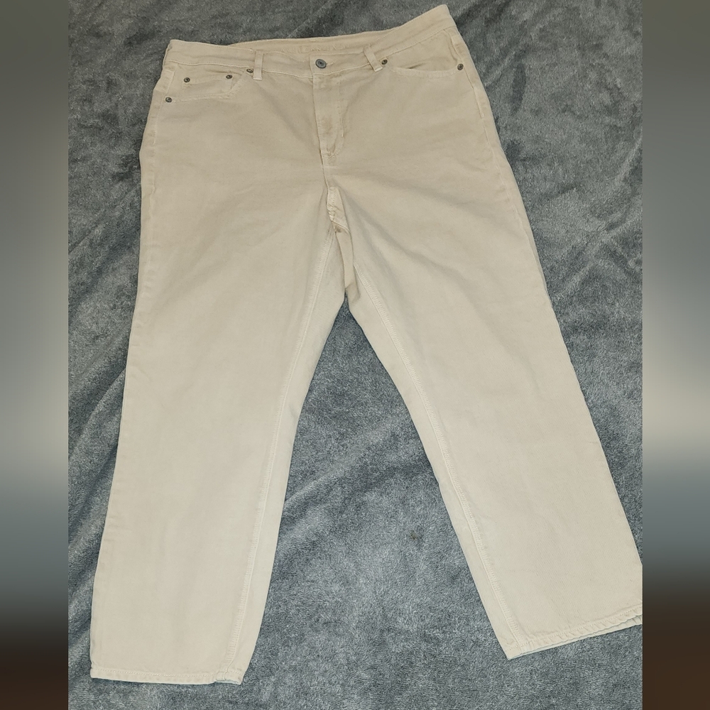 American Eagle Women’s Capris Size 16 Beige Khaki Stretch Regular Fit 26" Length